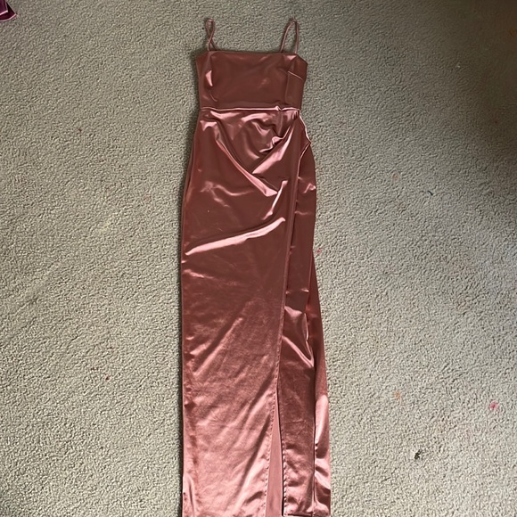 Windsor Dresses & Skirts - Windsor long formal dress size medium